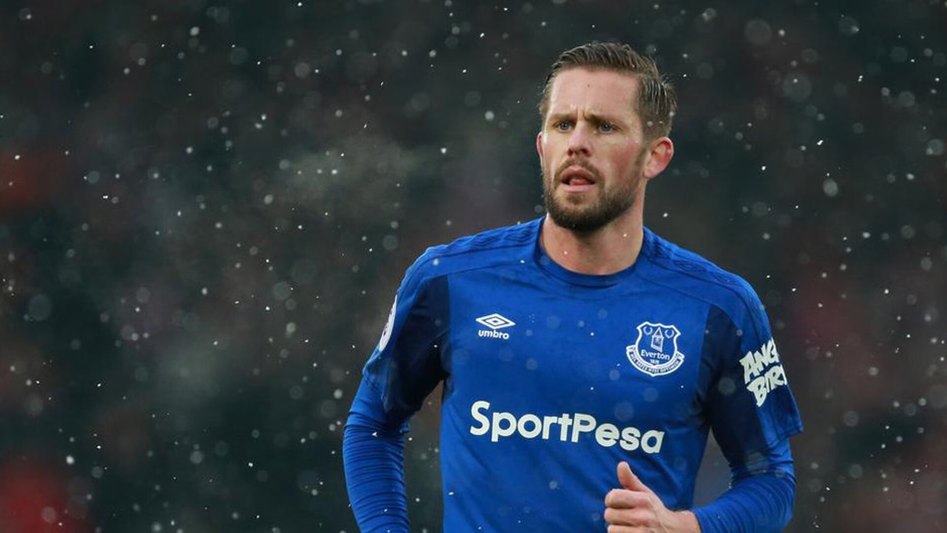 公牛赛季票务宣传片在全城地铁上线，公牛球赛