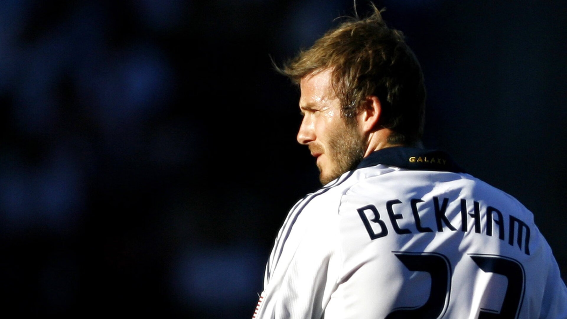 勇士主场布置加入复古元素致敬队史经典，勇士队重建